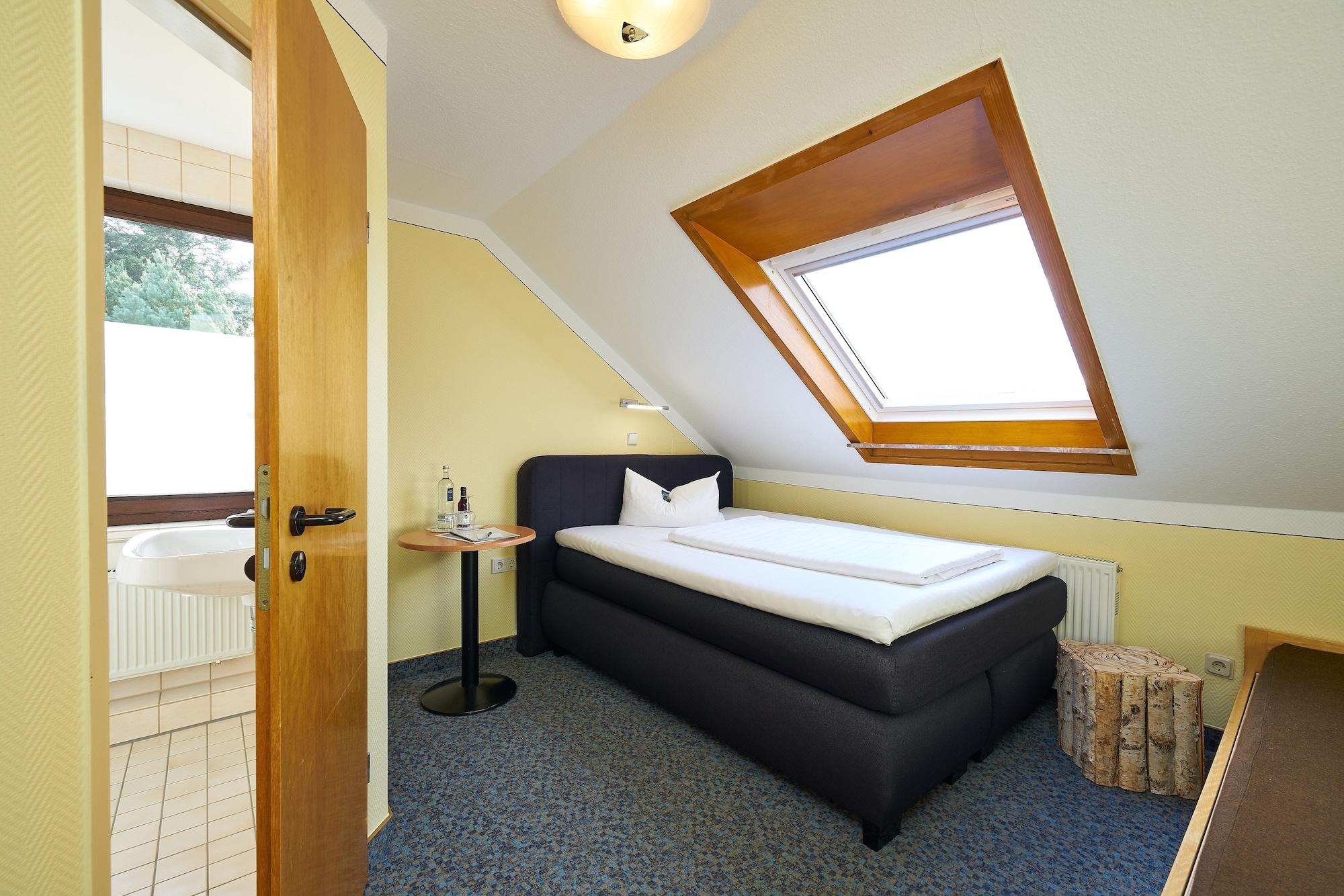 Kirchberg an der Jagst Landhotel Karrenberg מראה חיצוני תמונה