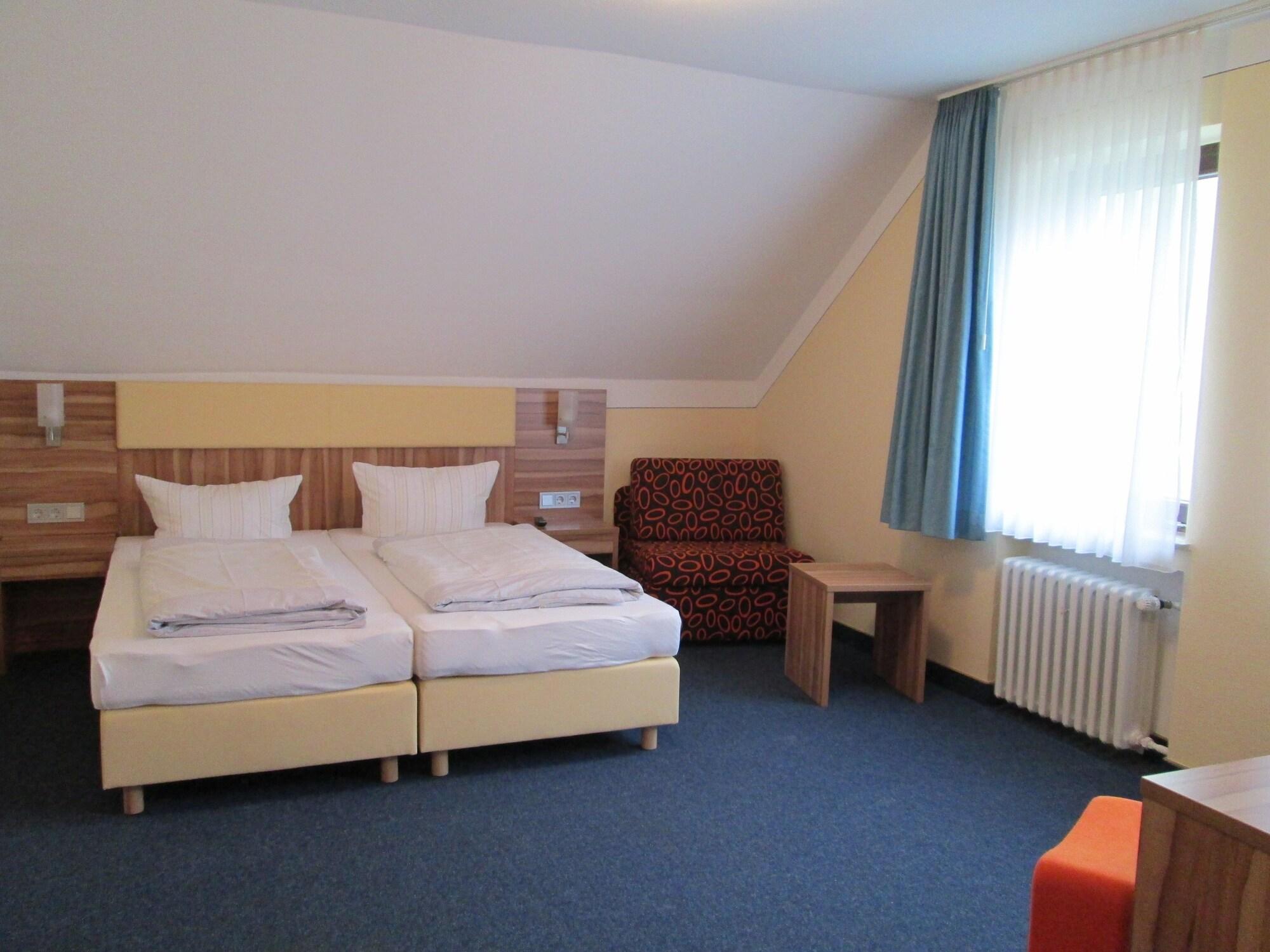 Kirchberg an der Jagst Landhotel Karrenberg מראה חיצוני תמונה