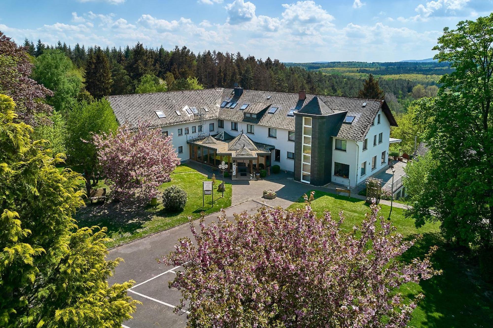 Kirchberg an der Jagst Landhotel Karrenberg מראה חיצוני תמונה