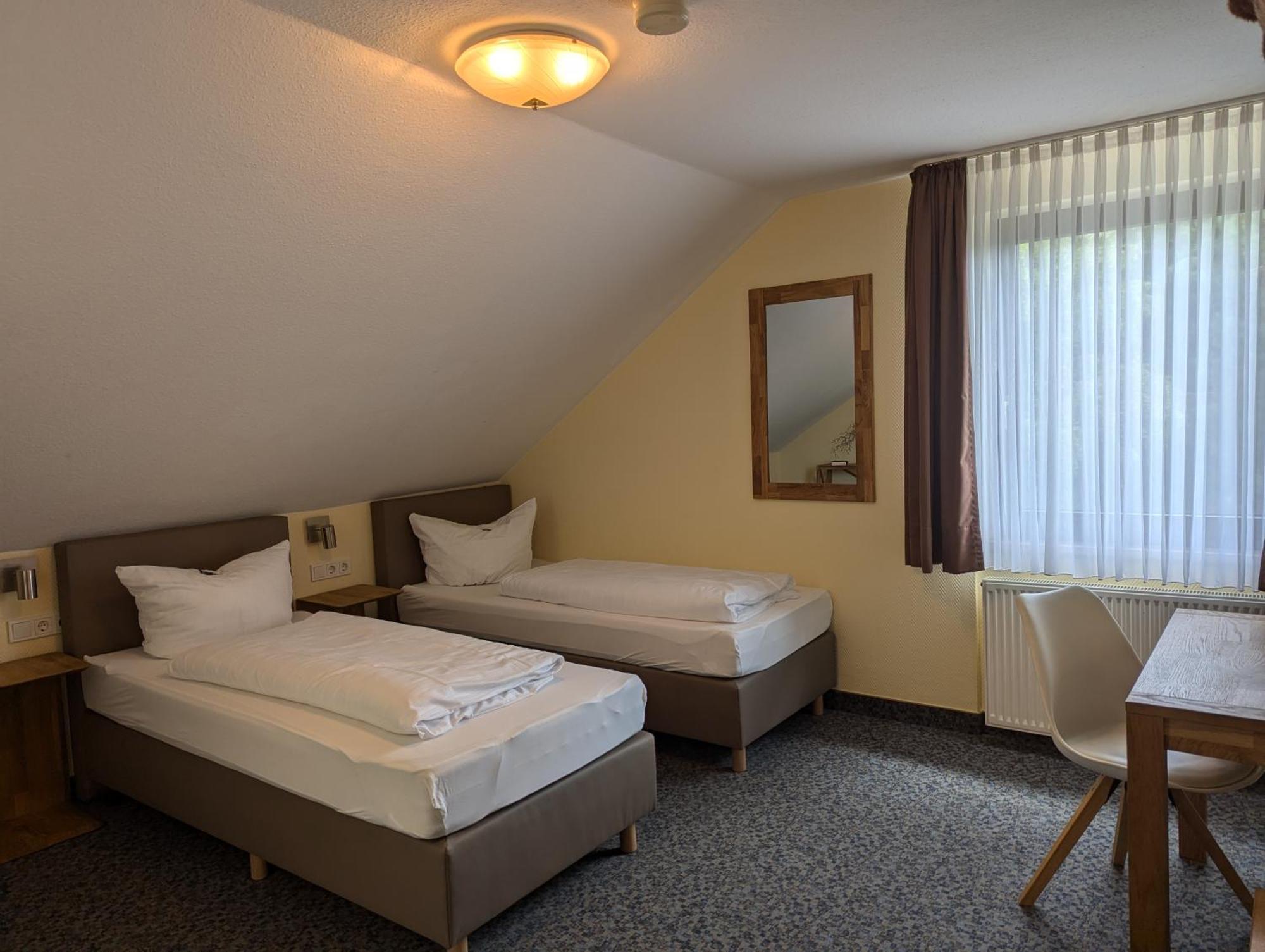 Kirchberg an der Jagst Landhotel Karrenberg מראה חיצוני תמונה