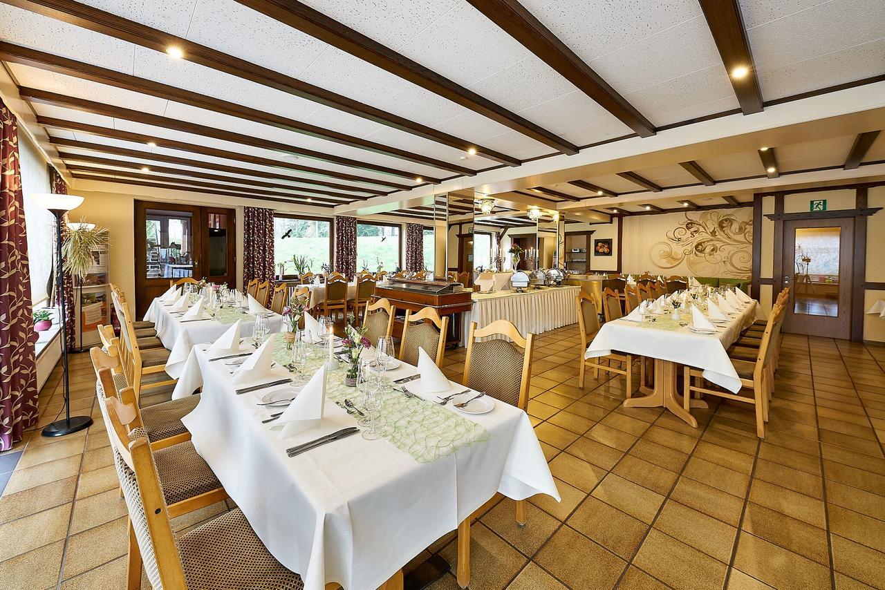 Kirchberg an der Jagst Landhotel Karrenberg מראה חיצוני תמונה