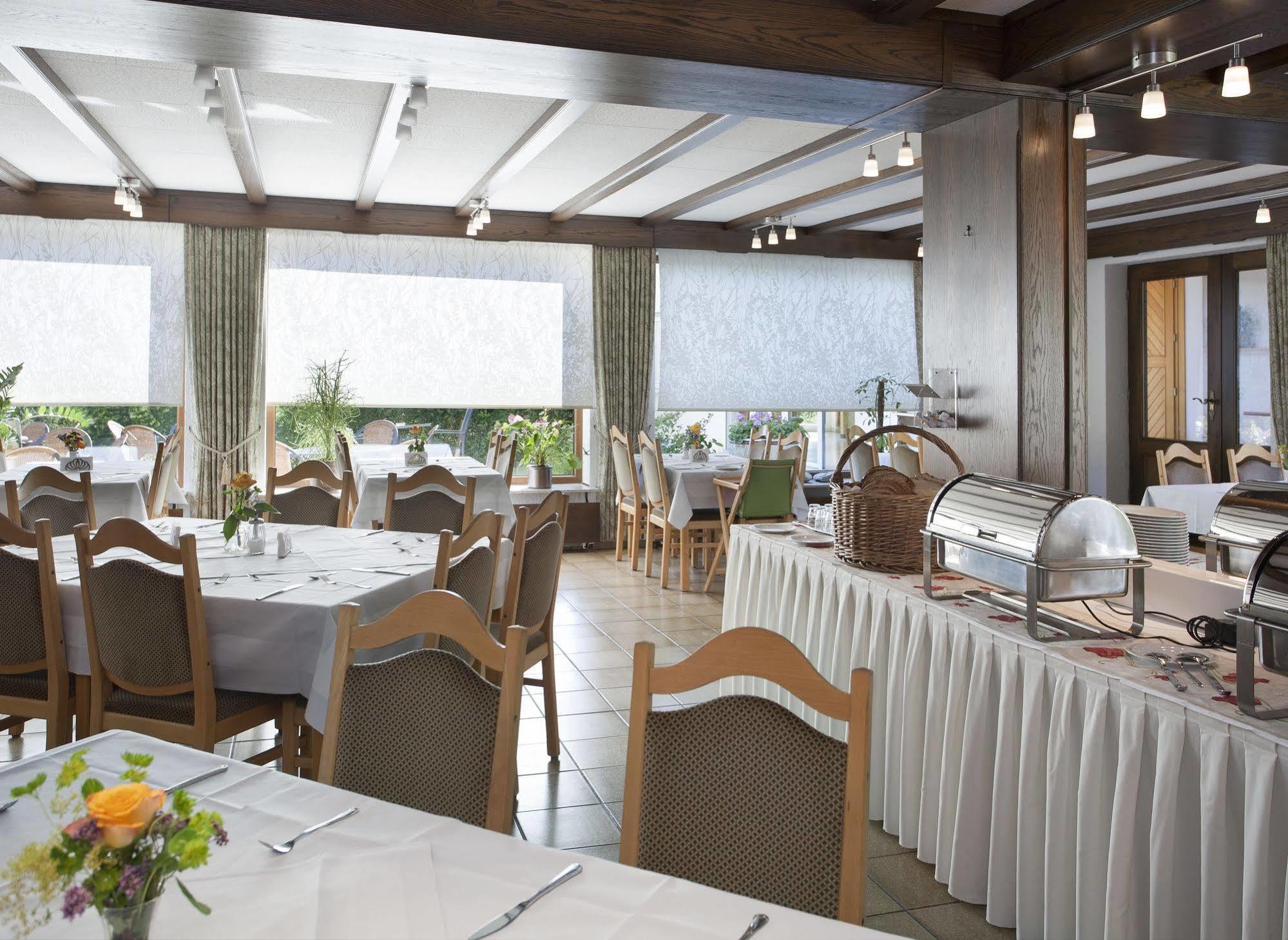 Kirchberg an der Jagst Landhotel Karrenberg מראה חיצוני תמונה
